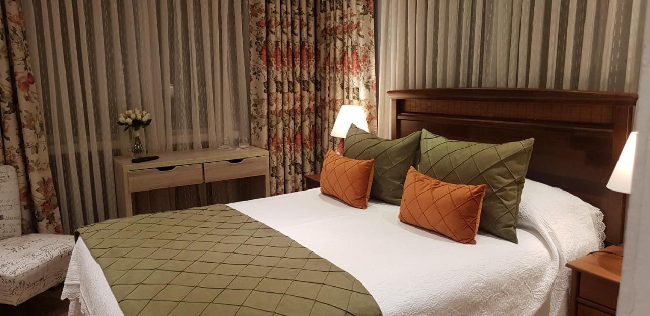 Hotel Puerta Del Lago Пуэрто-Варас Экстерьер фото
