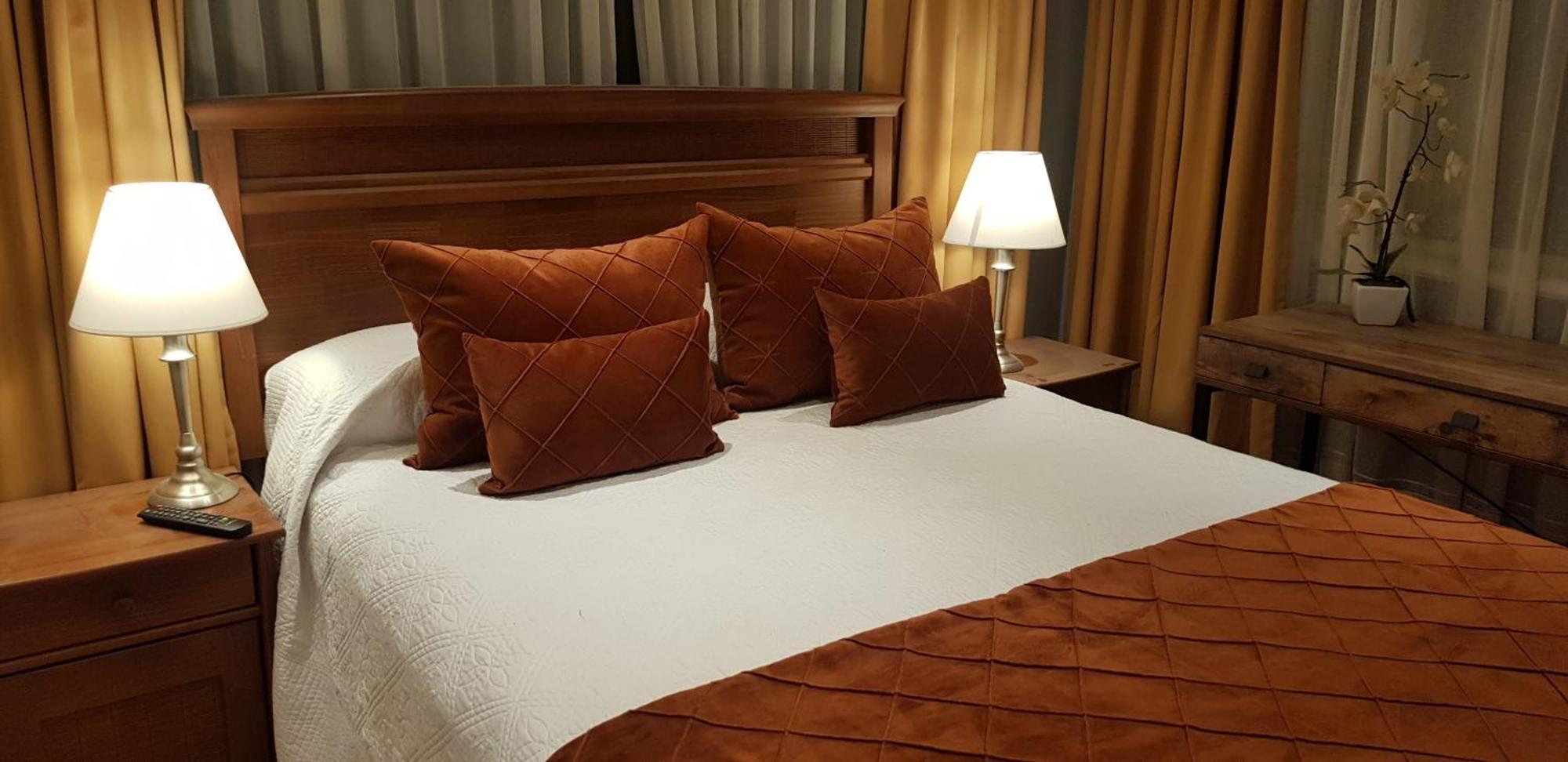 Hotel Puerta Del Lago Пуэрто-Варас Экстерьер фото