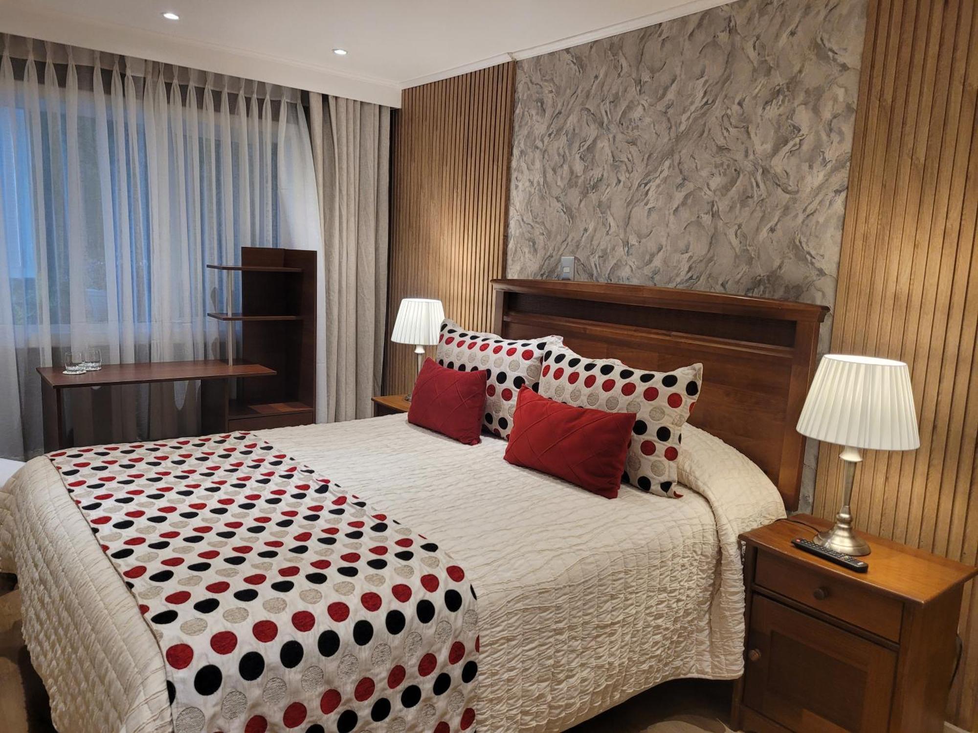 Hotel Puerta Del Lago Пуэрто-Варас Экстерьер фото