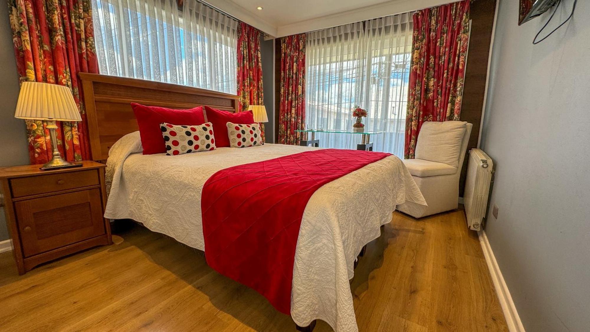 Hotel Puerta Del Lago Пуэрто-Варас Экстерьер фото