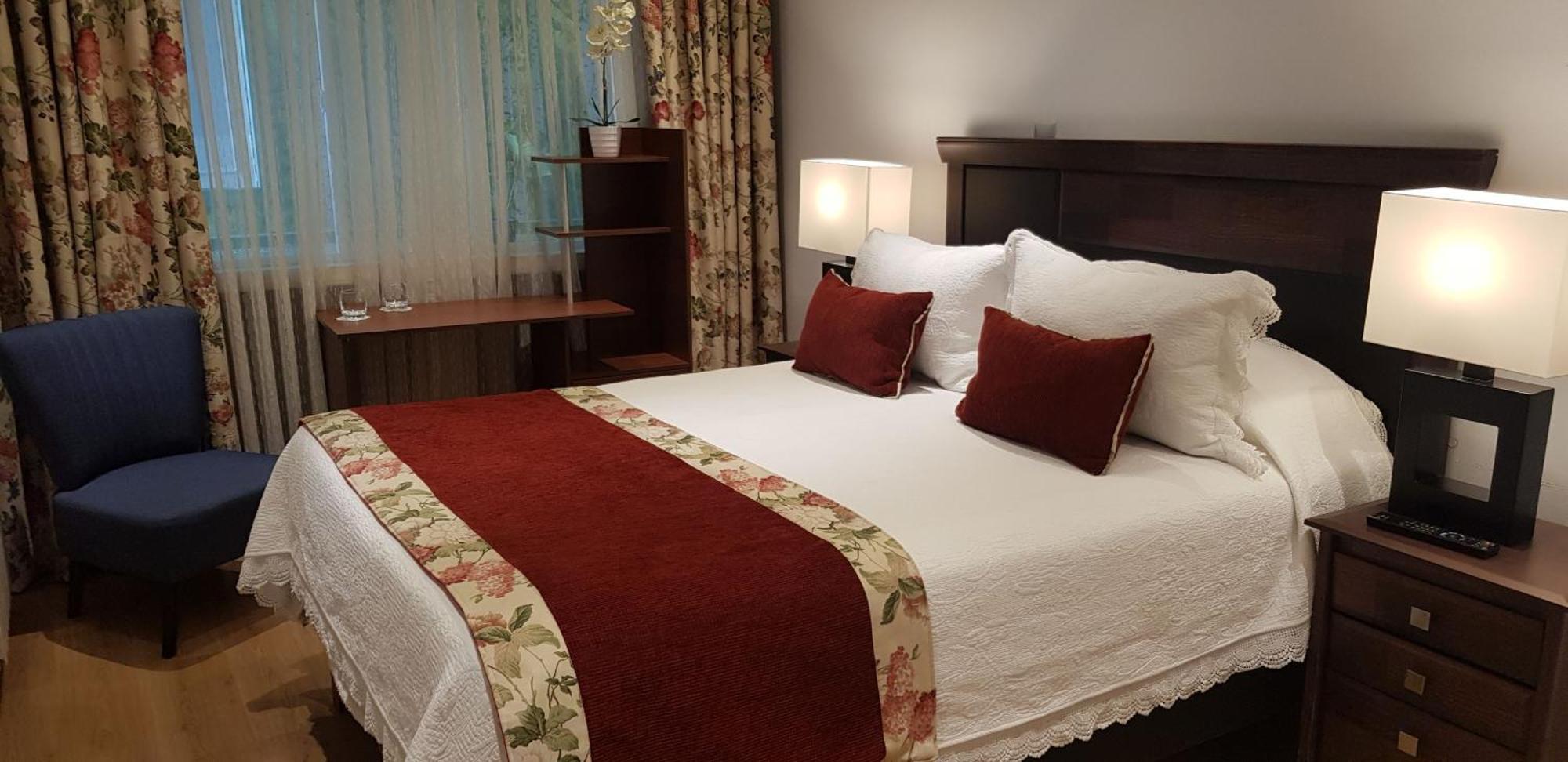 Hotel Puerta Del Lago Пуэрто-Варас Экстерьер фото